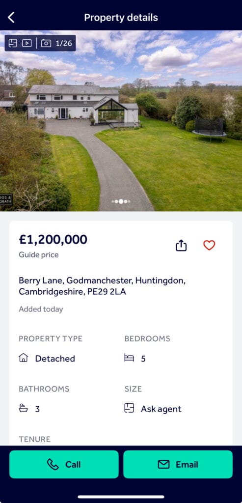 Rightmove 매물 상세 정보 화면, 침실 수와 가격, 에이전트 연락 버튼 포함